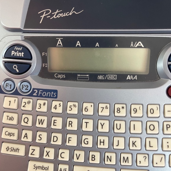 BROTHER LABEL PRINTER - Picture 5 of 5